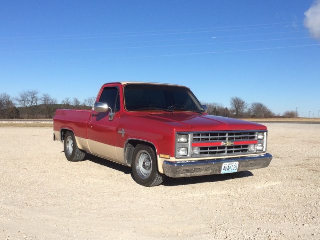 1985 chevrolet c-10 hot rod low rider chevy pickup truck