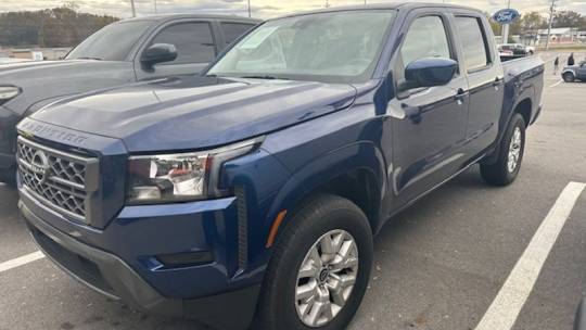 2022 nissan frontier sv