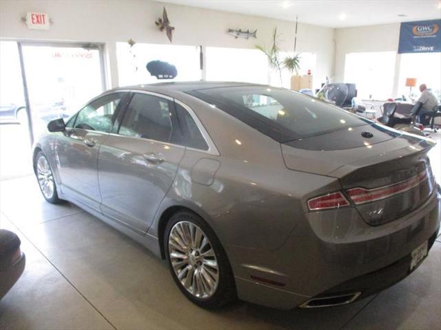 2016 lincoln mkz base