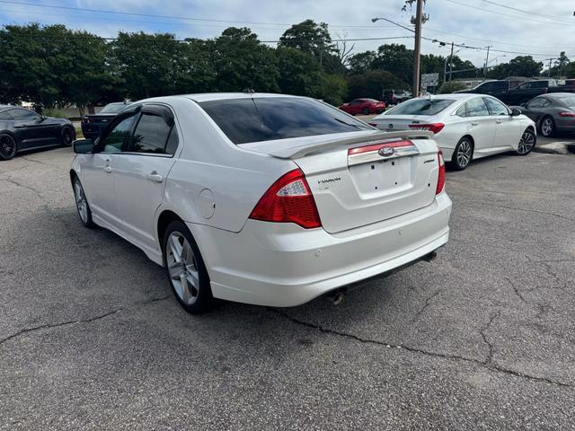 2011 ford fusion sport
