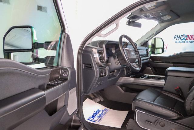 2023 ford f-250 lariat