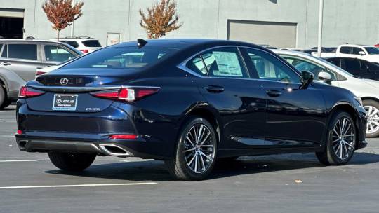 2025 Lexus ES