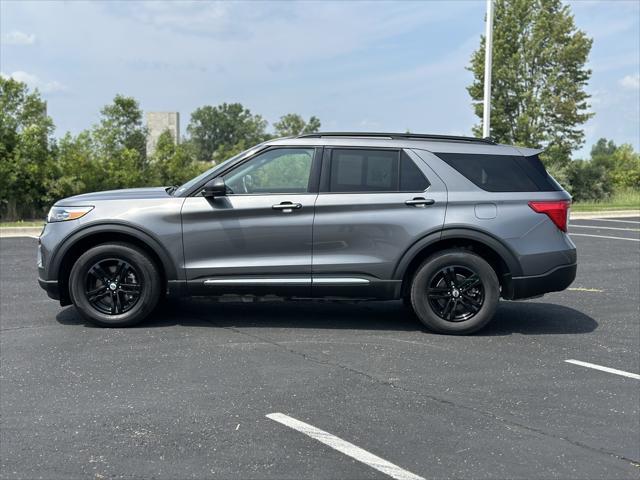 2023 ford explorer xlt