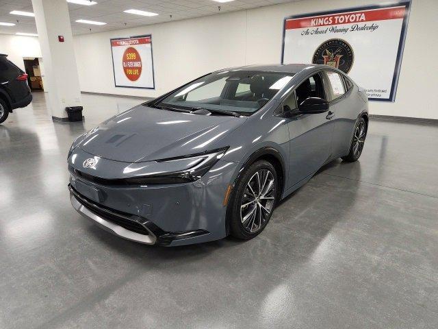 2024 toyota prius xle