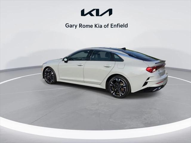 2022 kia k5 gt-line