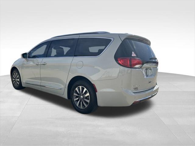 2020 chrysler pacifica touring-l plus