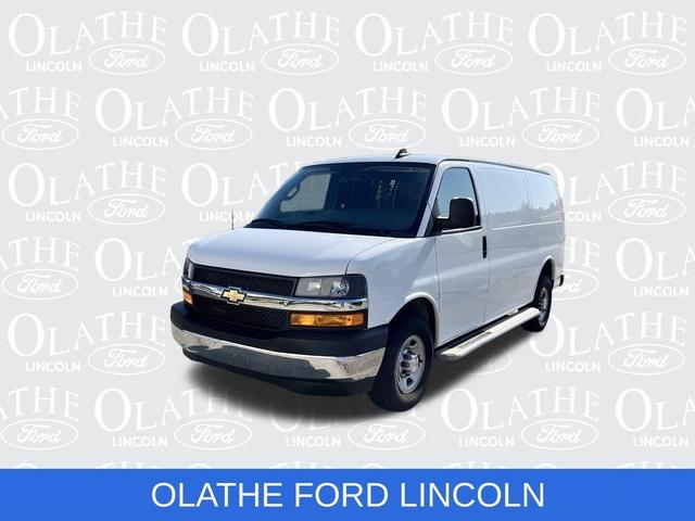 2022 chevrolet express 2500 work van