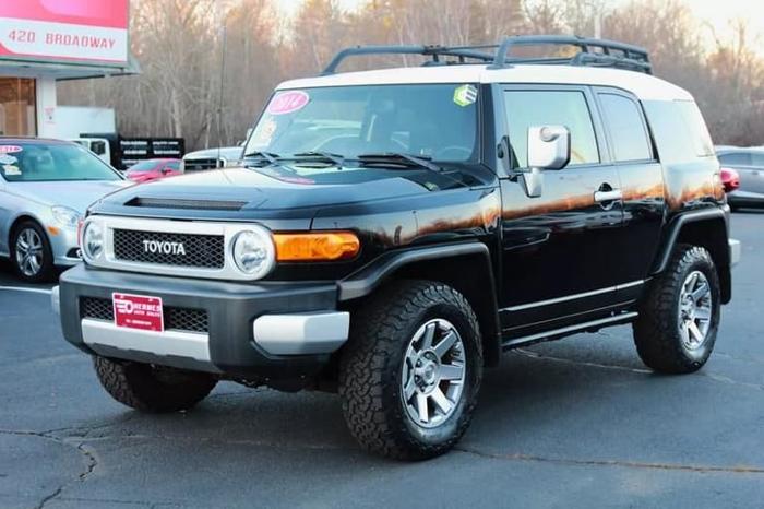 2014 toyota fj cruiser sport utility 2d in taunton, massachusetts