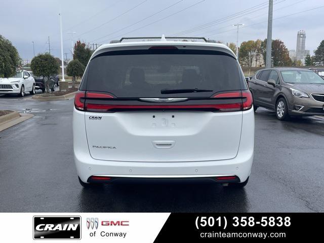 2022 chrysler pacifica touring l