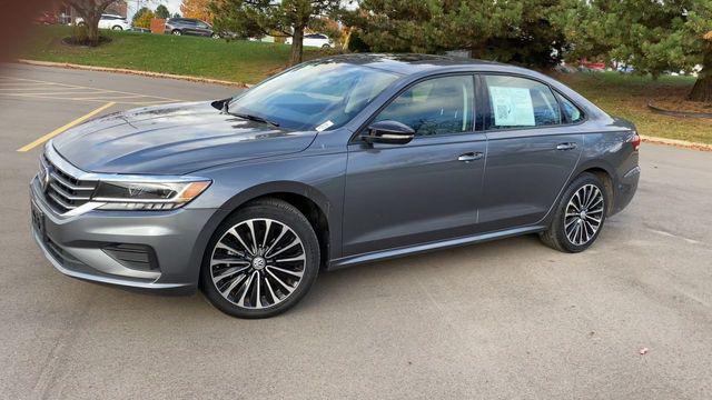 2022 volkswagen passat 2.0t limited edition