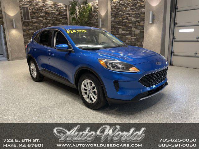 2021 ford escape se