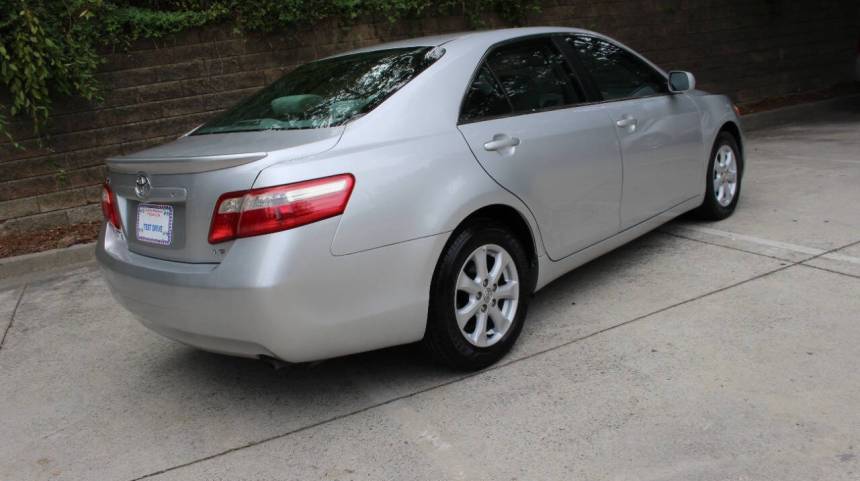2009 toyota camry le