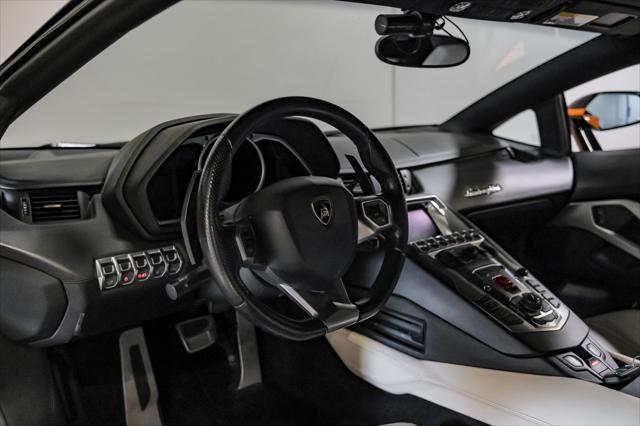 2012 lamborghini aventador 2dr cpe