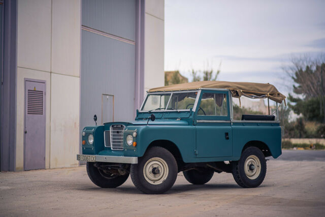 1976 land rover 88 (series iii) with fully rebuilt 2.5l engine