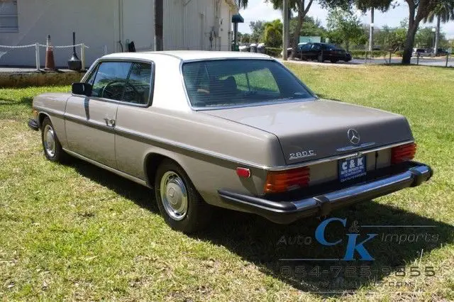 electric sunroof well maintained solid flawless!!!