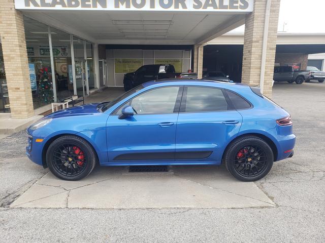 2017 porsche macan gts