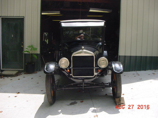 very solid model-t, showroom cond,mainly factory original, runs/drives great!!