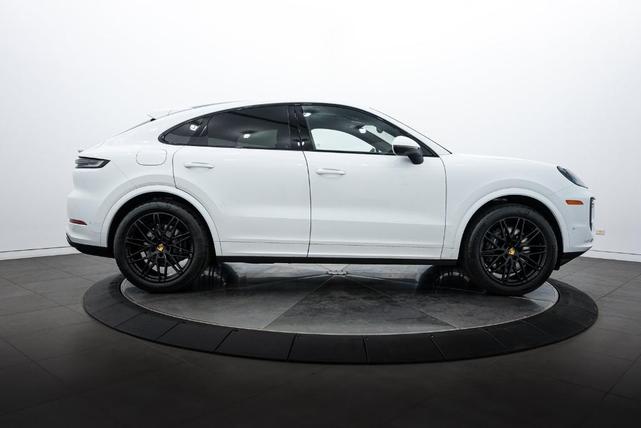 2024 porsche cayenne awd
