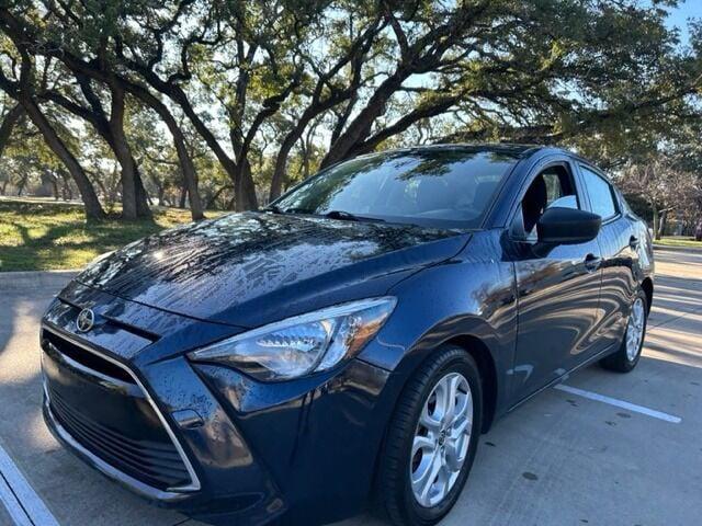 2016 scion ia base 4dr sedan 6a