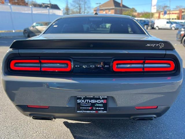 2023 dodge challenger srt hellcat