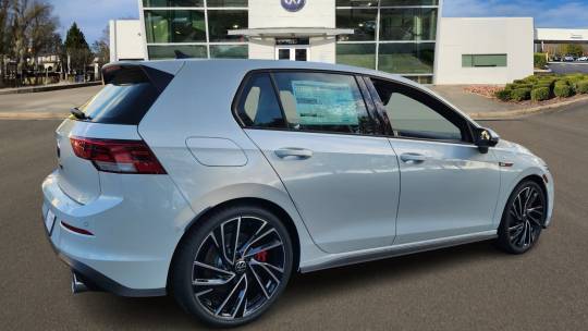 2024 Volkswagen Golf GTI autobahn