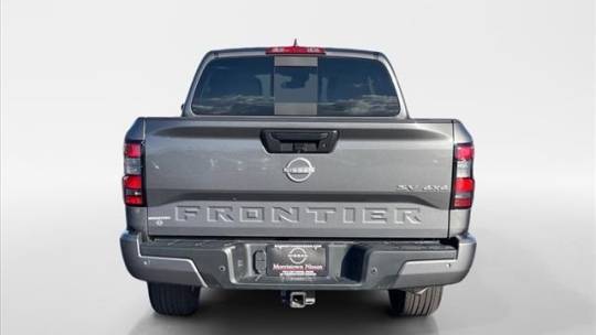 2024 nissan frontier sv