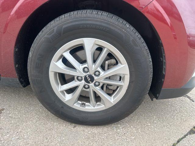 2023 kia carnival lx