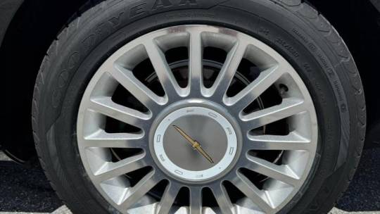 2004 Ford Thunderbird