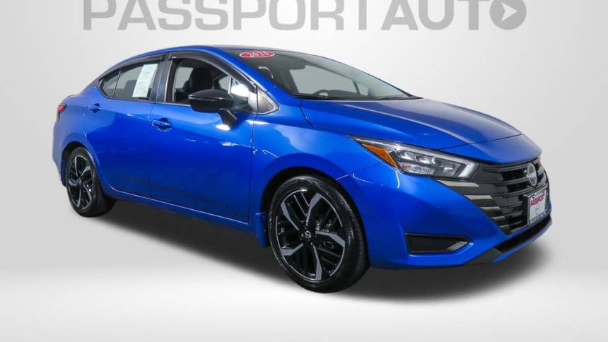 2023 nissan versa sr