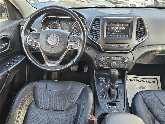 2021 jeep cherokee latitude lux