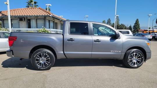 2022 Nissan Titan