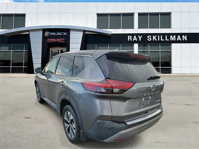 2021 nissan rogue sv