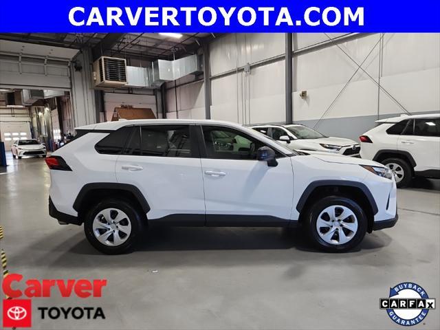 2024 toyota rav4 le