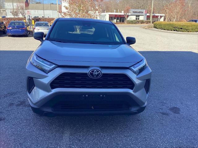 2024 toyota rav4 le