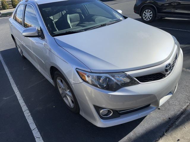 2012 toyota camry se
