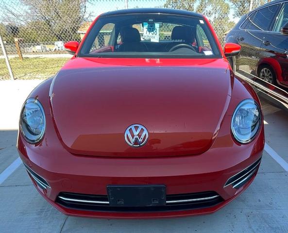 2019 volkswagen beetle 2.0t se