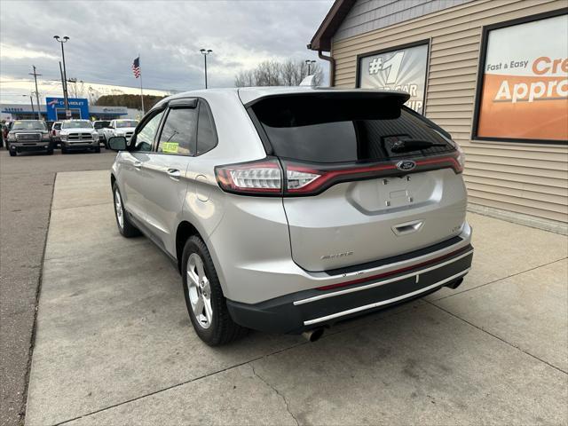 2017 ford edge se