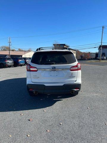 2022 subaru ascent premium 8-passenger
