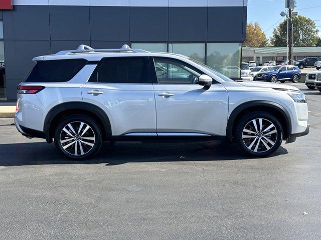 2024 nissan pathfinder platinum