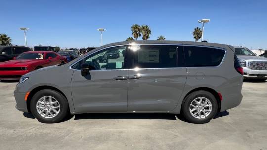 2024 Chrysler Pacifica