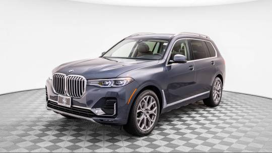 2022 BMW X7