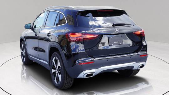 2025 Mercedes-Benz GLA