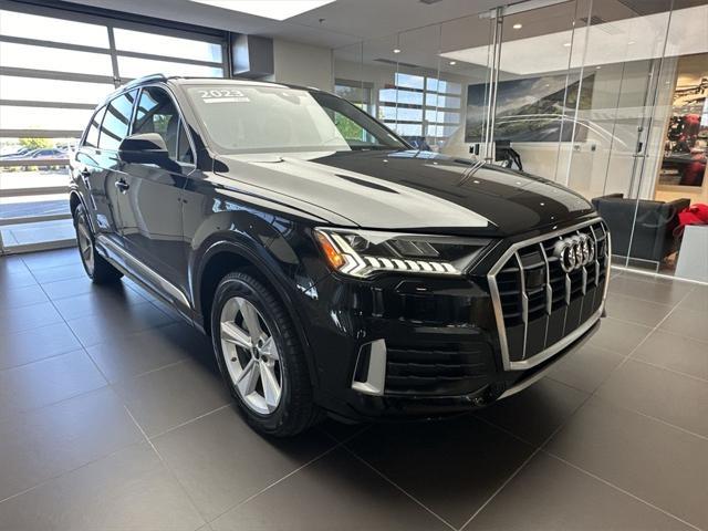 2023 audi q7 45 premium plus