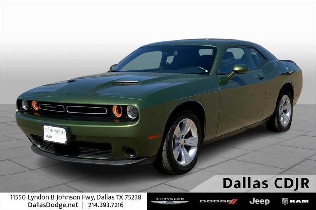 2023 dodge challenger sxt