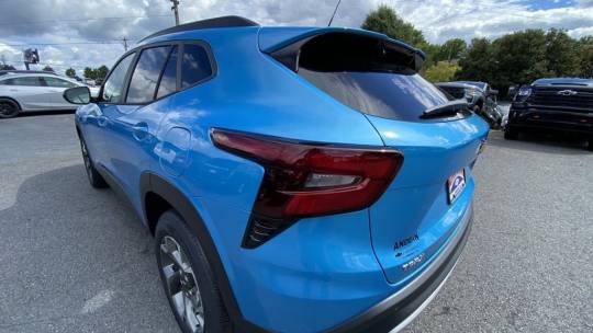 2025 Chevrolet Trax lt