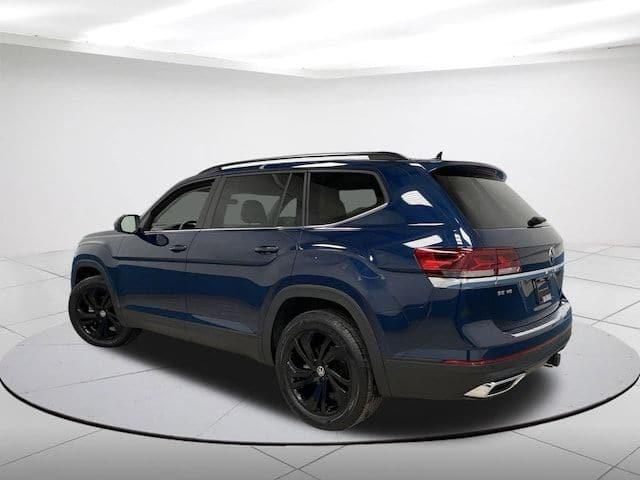 2023 volkswagen atlas 3.6 se w/ technology in oconomowoc, wisconsin