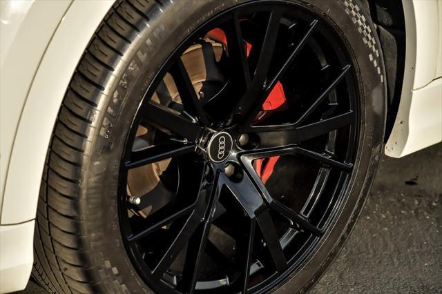 2021 audi q8 55 premium plus