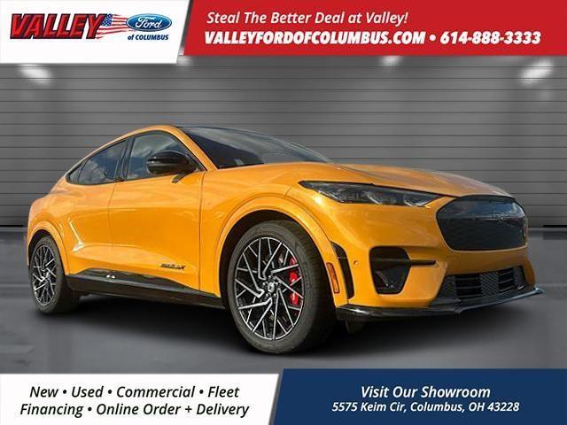 2022 ford mustang mach-e gt