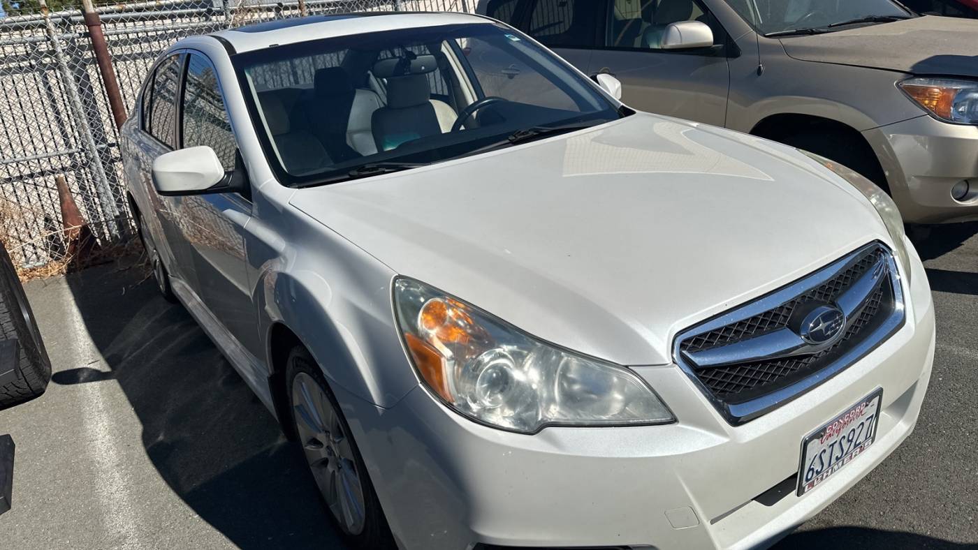 2011 subaru legacy 2.5i limited