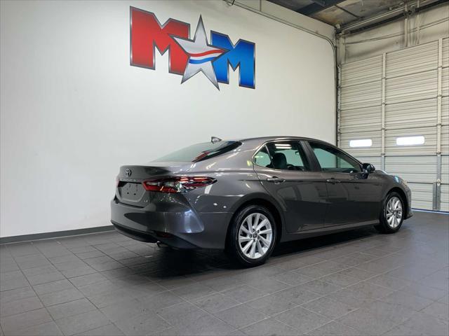 2023 toyota camry le